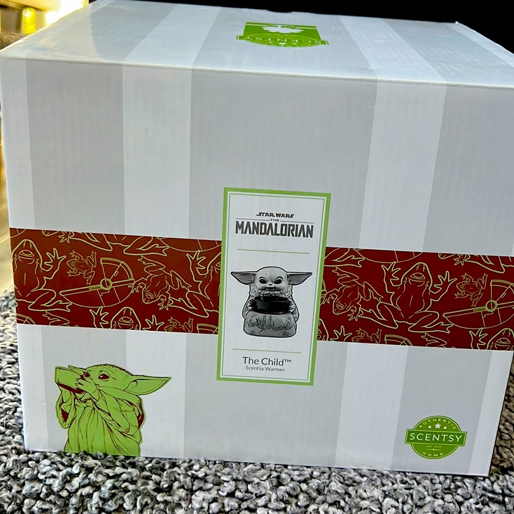 Scentsy the child warmer star wars the Mandalorian, brand new in box